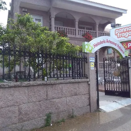 Appartamento Ático en Vigo playa Samil Esterno foto
